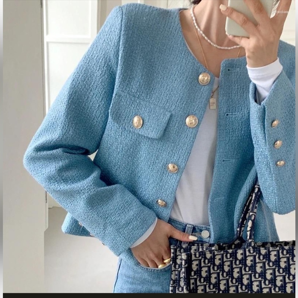 Chic Designer Style Button Up Jacket - Picture 2 of 5